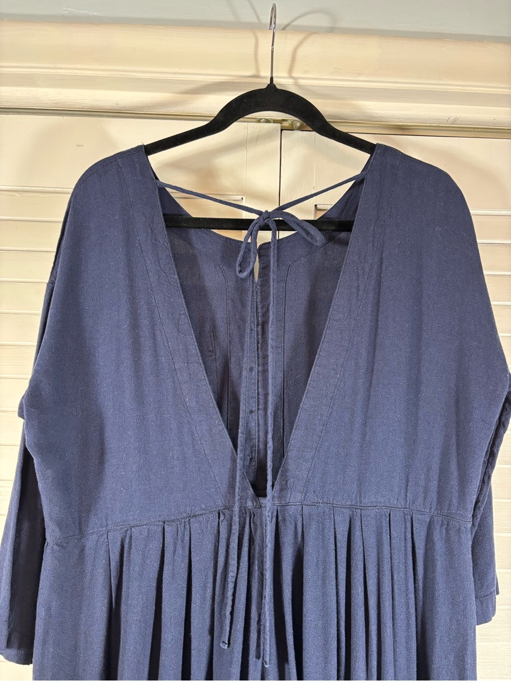 Free People Women’s Calsi Jumpsuit XS Navy Slouchy Button Front - Picture 5 of 13